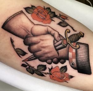 Tangan - Sebuah Subjek Tato yang Cukup Praktis